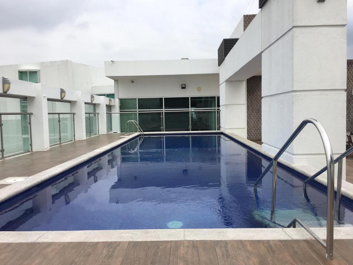 Luxury Suites River Front グアヤキル エクステリア 写真